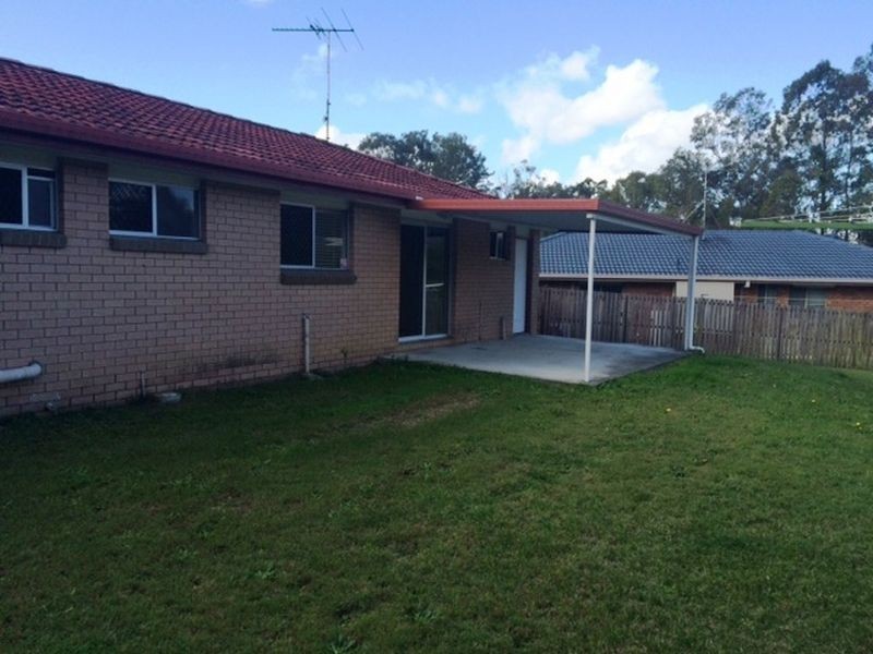 39 Conifer Street, Hillcrest QLD 4118