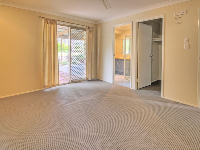 31 Echidna Court, Greenbank QLD 4124
