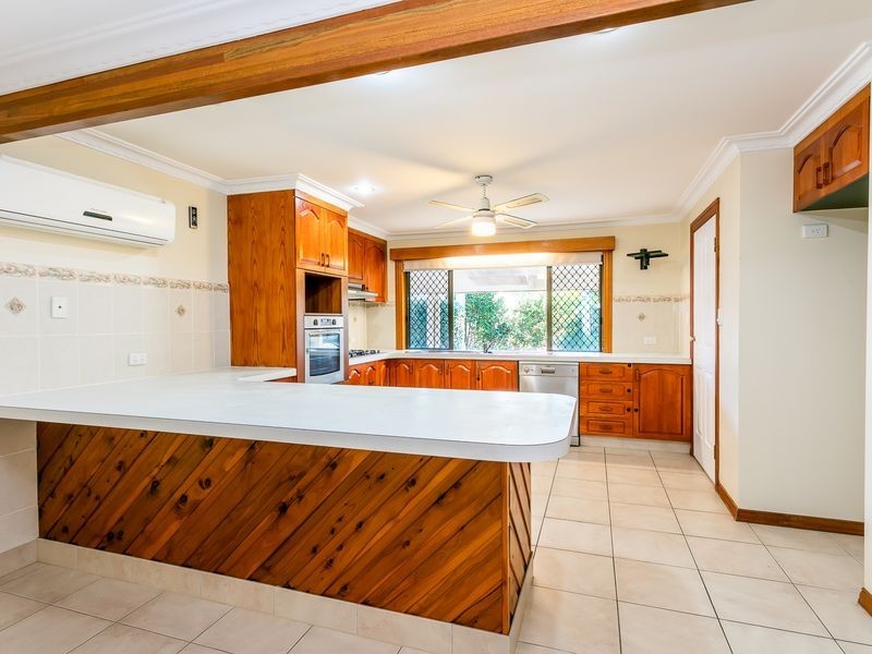 7-9 Resi Drive, Regents Park QLD 4118