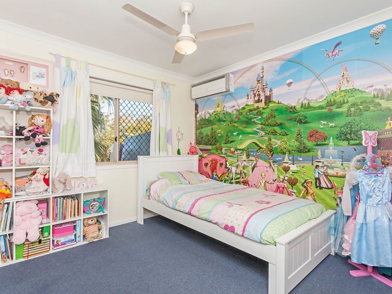 1 Barker Street, Boronia Heights QLD 4124