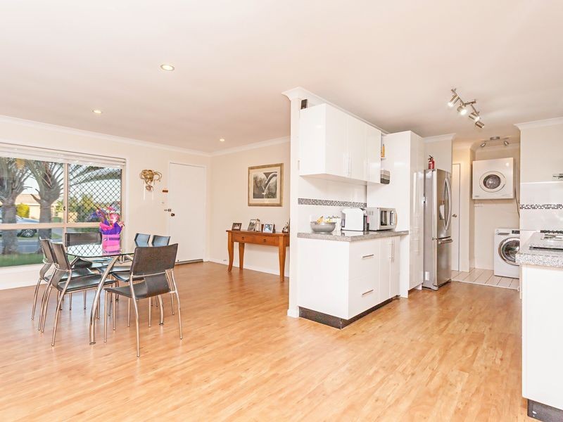 1 Barker Street, Boronia Heights QLD 4124