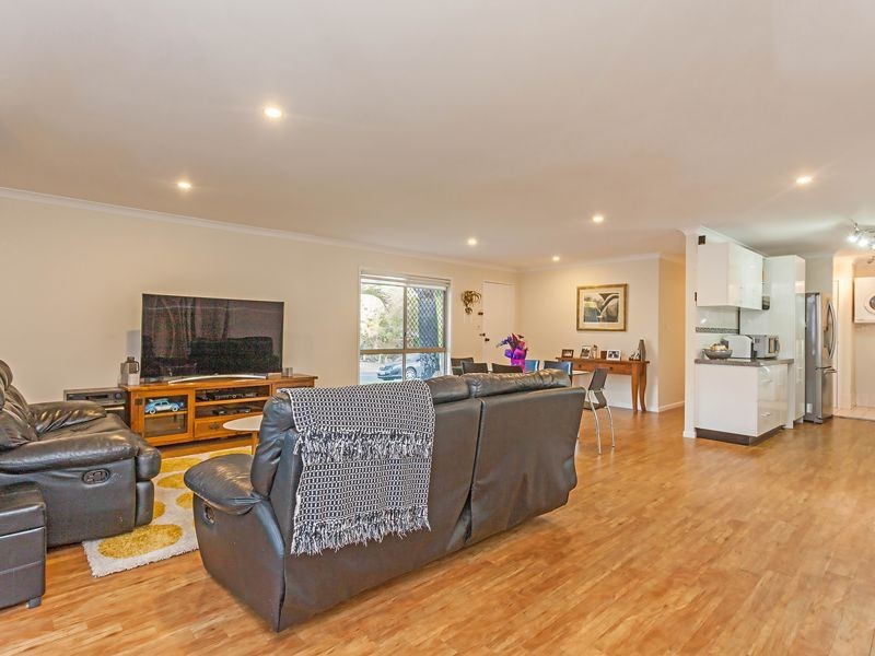 1 Barker Street, Boronia Heights QLD 4124