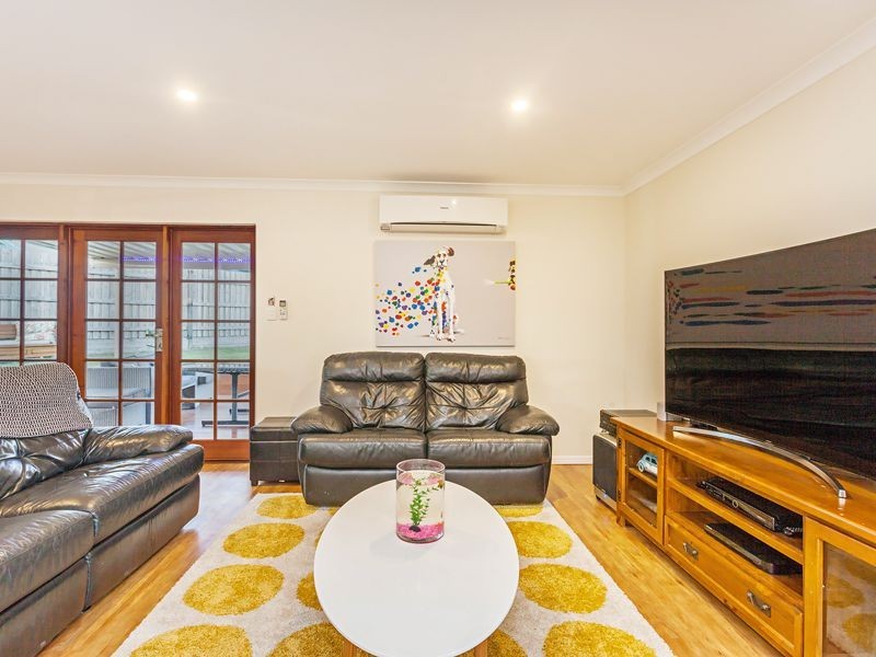 1 Barker Street, Boronia Heights QLD 4124