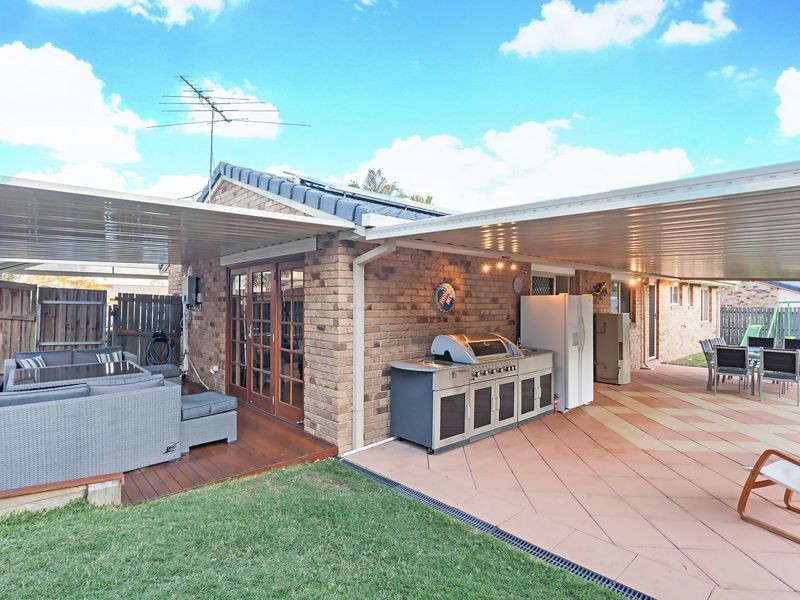 1 Barker Street, Boronia Heights QLD 4124