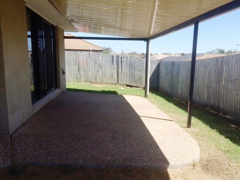 5 Webcke Avenue, Crestmead QLD 4132