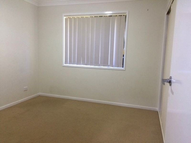 5 Webcke Avenue, Crestmead QLD 4132