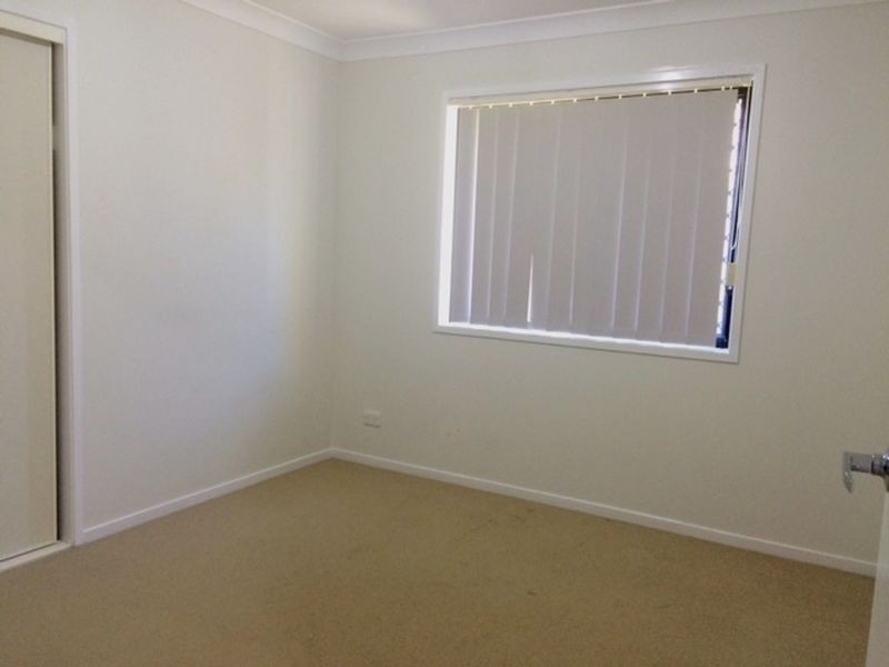 5 Webcke Avenue, Crestmead QLD 4132