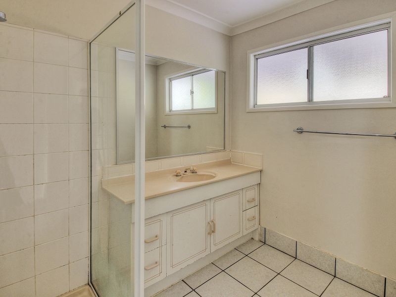 6 Thurso Court, Boronia Heights QLD 4124