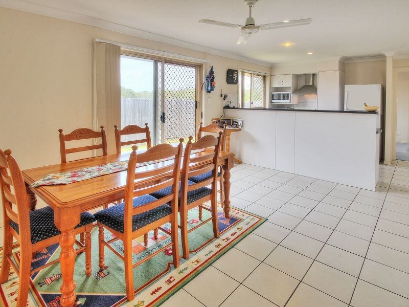 27 Blueberry Ash Court, Boronia Heights QLD 4124