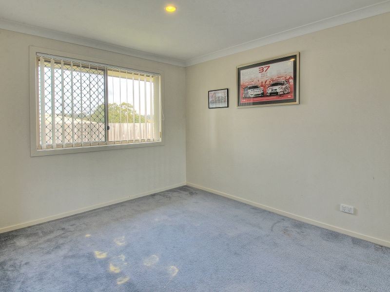 27 Blueberry Ash Court, Boronia Heights QLD 4124