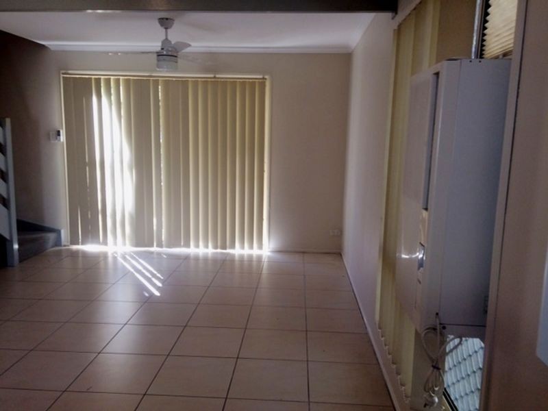 86/3 Costata Street, Hillcrest QLD 4118