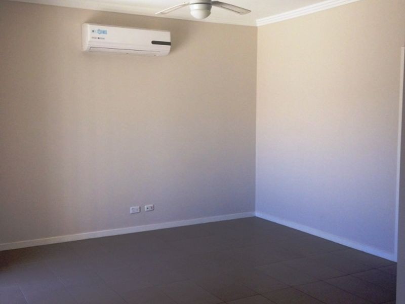 15 Barcombe Drive, Marsden QLD 4132