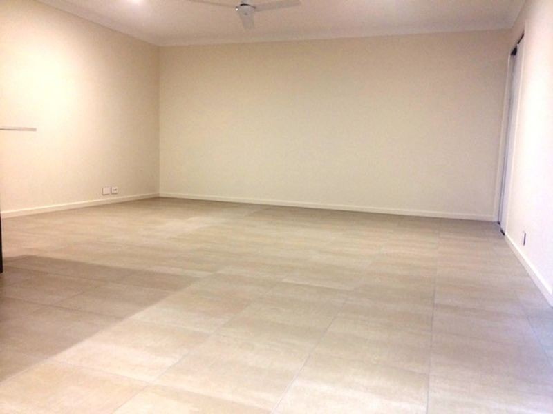 2/12 Wattle Grove, Boronia Heights QLD 4124