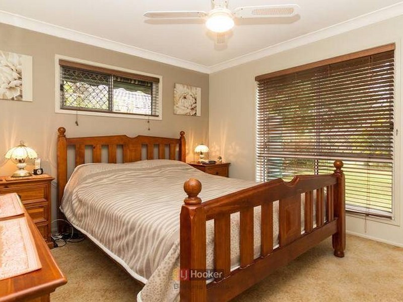 6 Fairbairn Street, Marsden QLD 4132