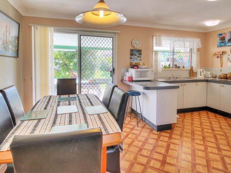 10 Curzon Street, Browns Plains QLD 4118