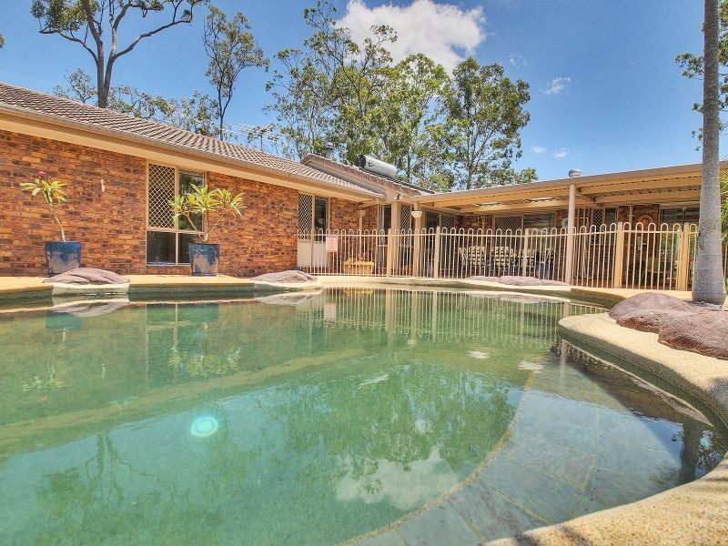 6 – 8 Leeuwin Court, Munruben QLD 4125