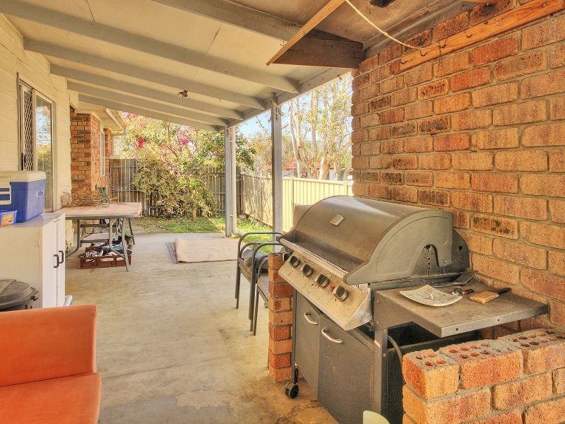 2 Kauri Court, Hillcrest QLD 4118