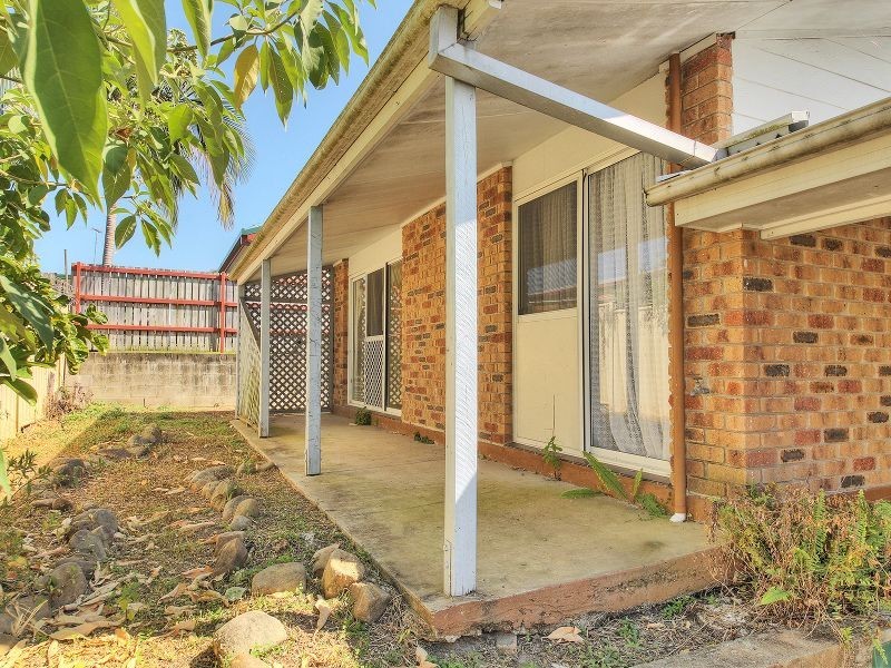 2 Kauri Court, Hillcrest QLD 4118