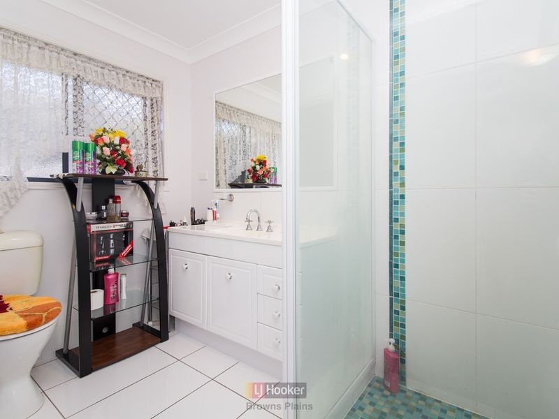 65 Rachel Drive, Crestmead QLD 4132