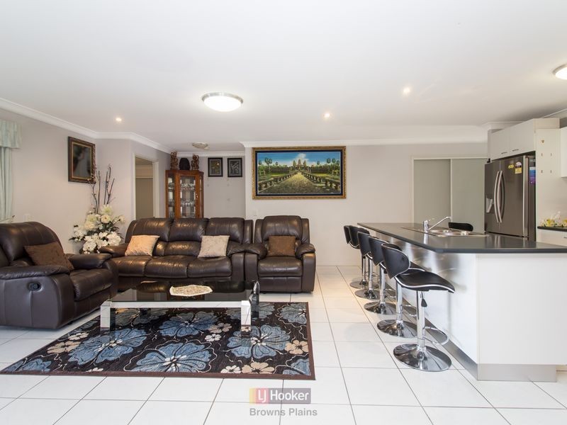 65 Rachel Drive, Crestmead QLD 4132