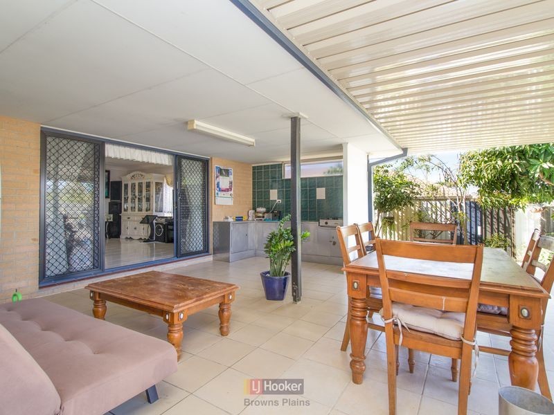 65 Rachel Drive, Crestmead QLD 4132