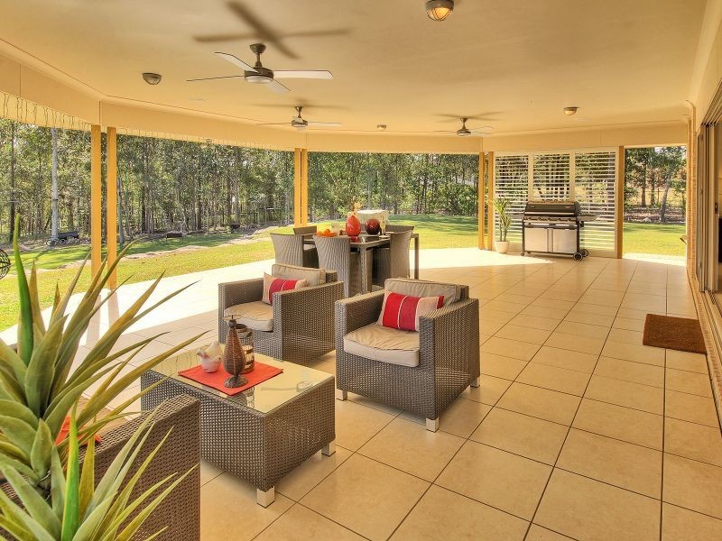 24 Compal Road, Park Ridge QLD 4125