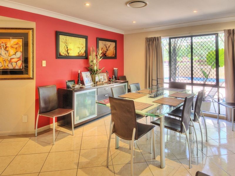 21 Dandenong Street, Forest Lake QLD 4078