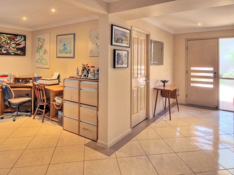 21 Dandenong Street, Forest Lake QLD 4078