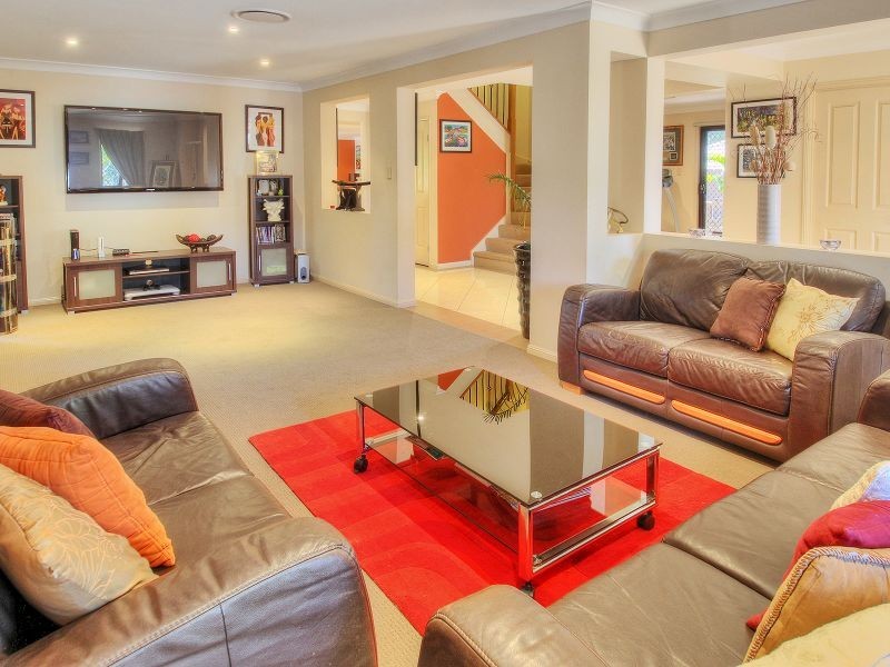 21 Dandenong Street, Forest Lake QLD 4078