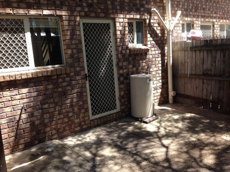 22/3 Costata Street, Hillcrest QLD 4118