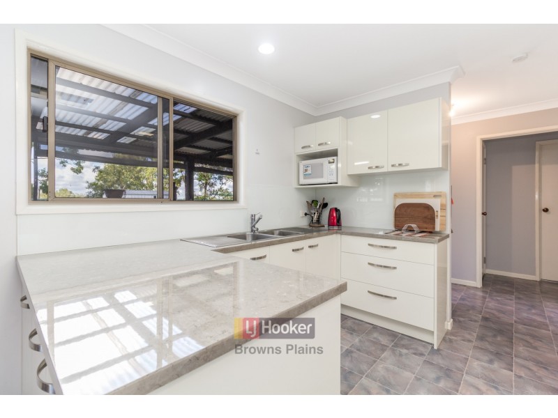 27 Ironwood Street, Crestmead QLD 4132