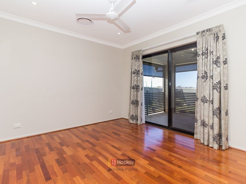 11 Thames Drive, Regents Park QLD 4118