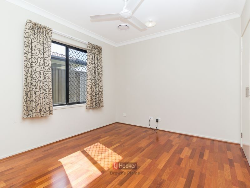 11 Thames Drive, Regents Park QLD 4118
