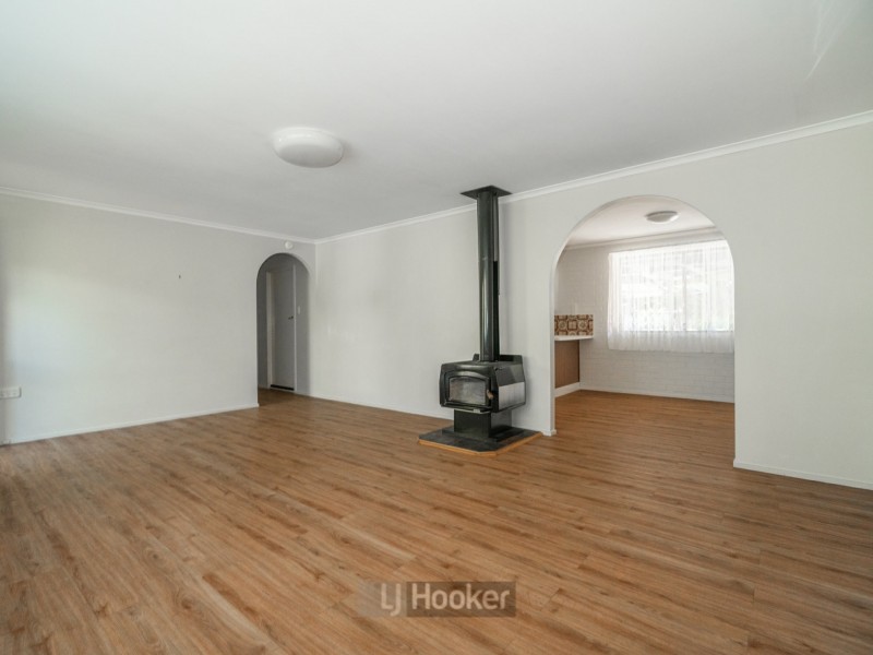 98 Station Road, Loganlea QLD 4131