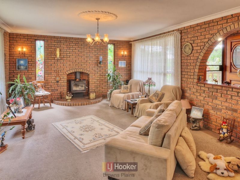 6 Rayners Place, Boronia Heights QLD 4124