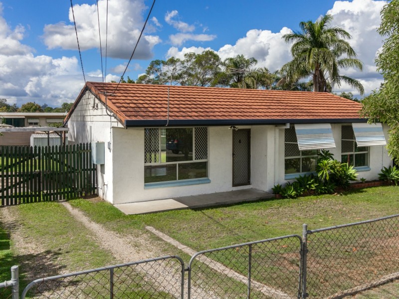 27 Bursaria Street, Crestmead QLD 4132