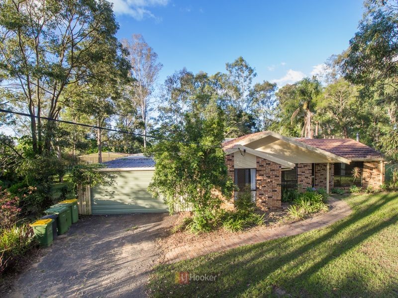 1 Peregrine Street, Park Ridge QLD 4125