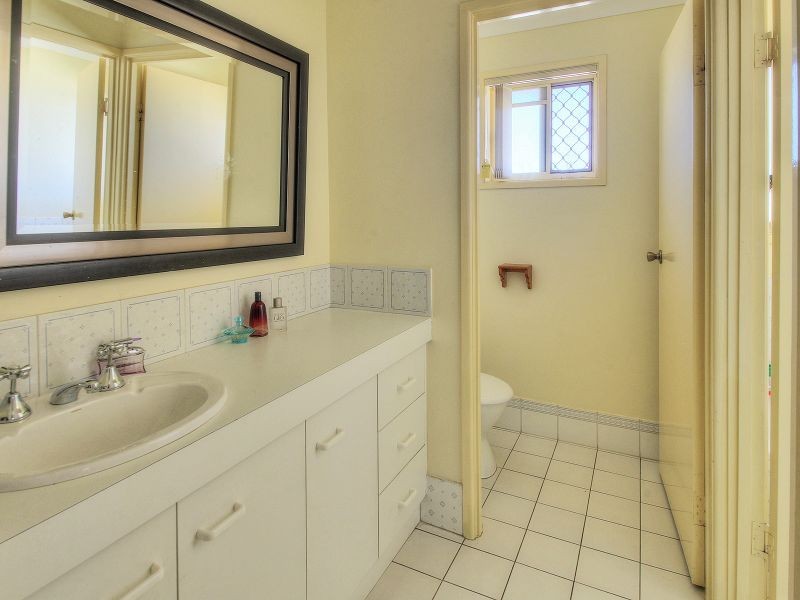 18 Tovey Road, Boronia Heights QLD 4124