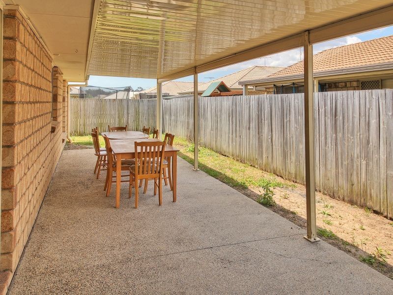 4 Lake Manchester Street, Logan Reserve QLD 4133