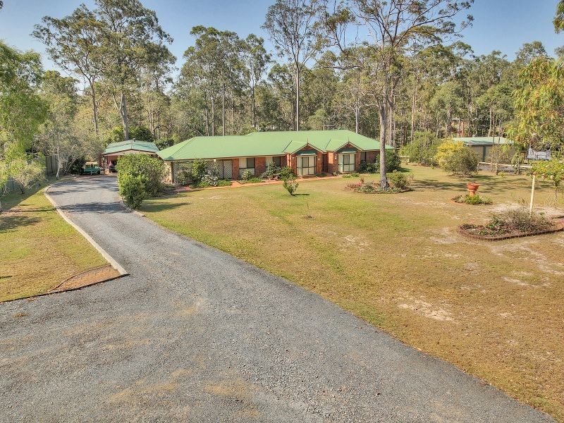 9 Platypus Drive, Greenbank QLD 4124