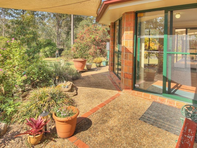 9 Platypus Drive, Greenbank QLD 4124