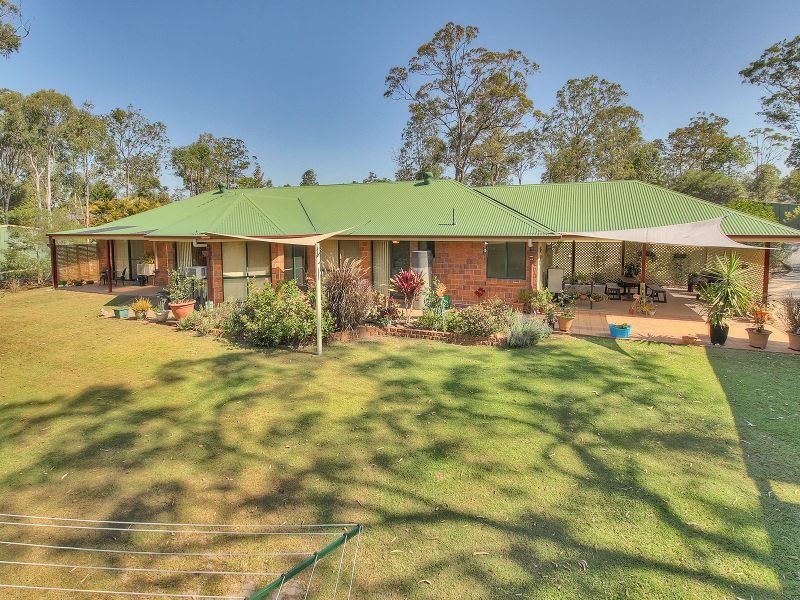 9 Platypus Drive, Greenbank QLD 4124