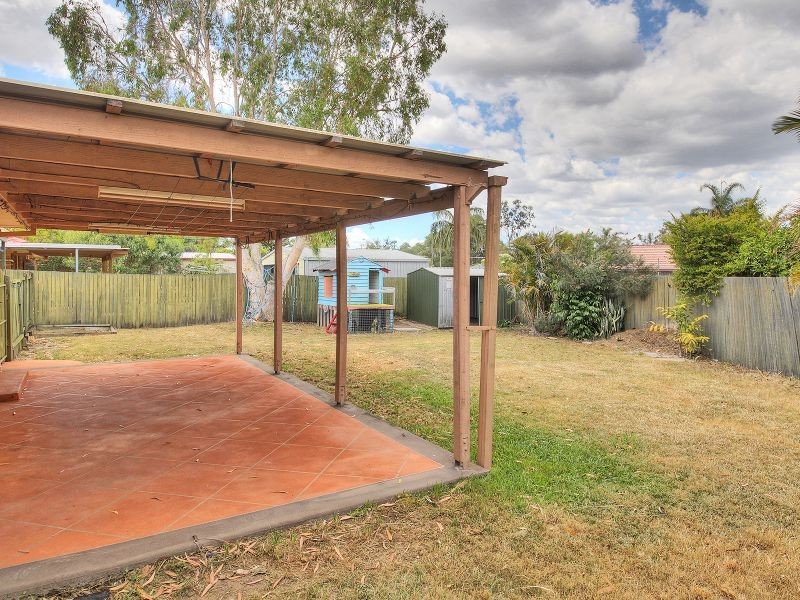 33 Myall Street, Crestmead QLD 4132