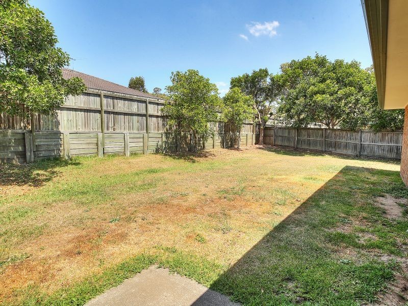 6 Latana Court, Regents Park QLD 4118