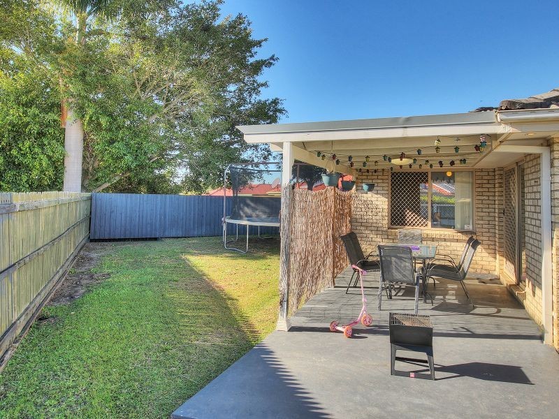 18 Thistle Street, Regents Park QLD 4118