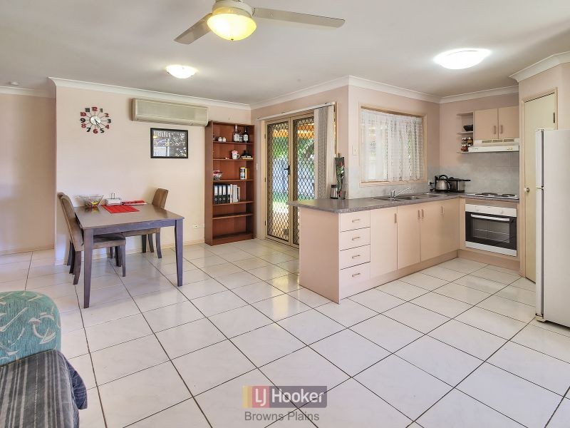 5 Jardine Court, Hillcrest QLD 4118