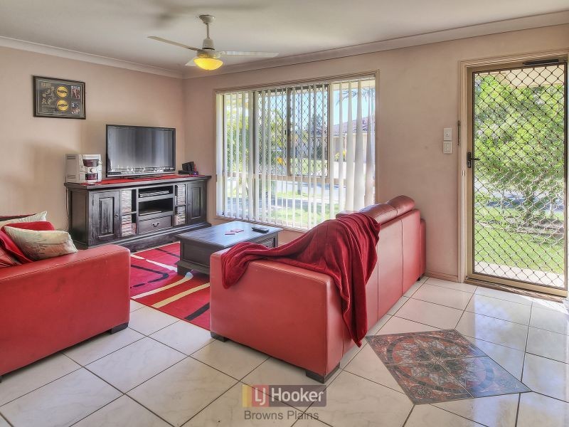 5 Jardine Court, Hillcrest QLD 4118