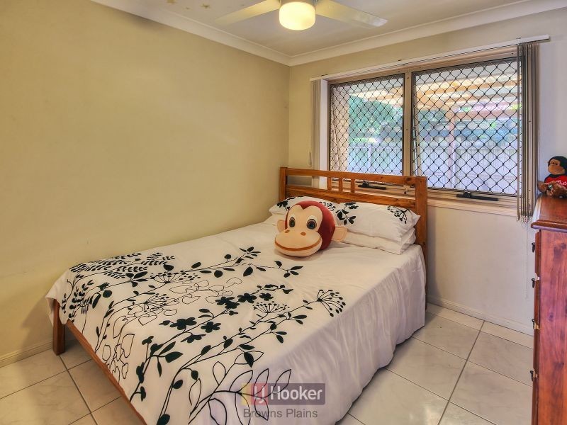 5 Jardine Court, Hillcrest QLD 4118