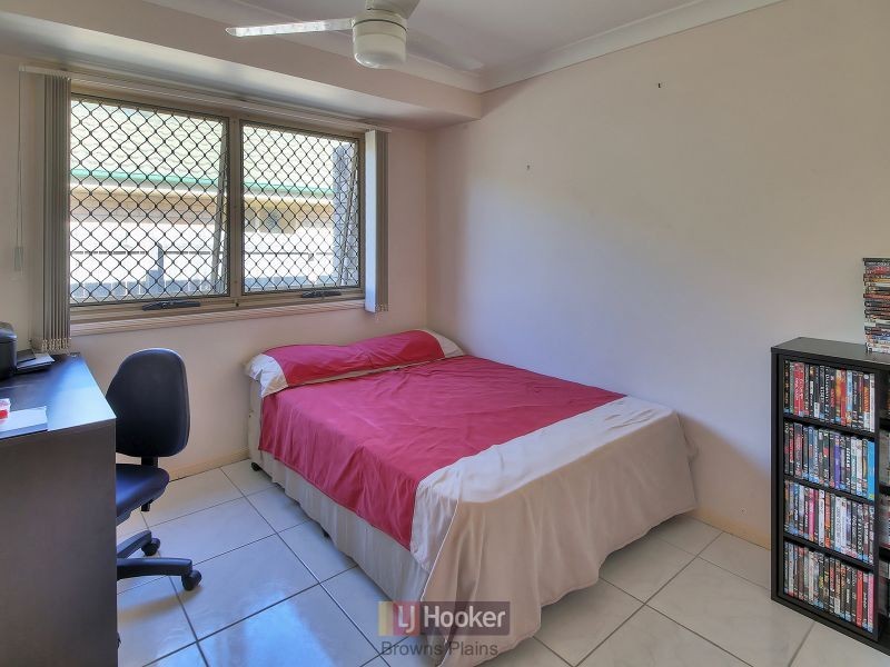 5 Jardine Court, Hillcrest QLD 4118