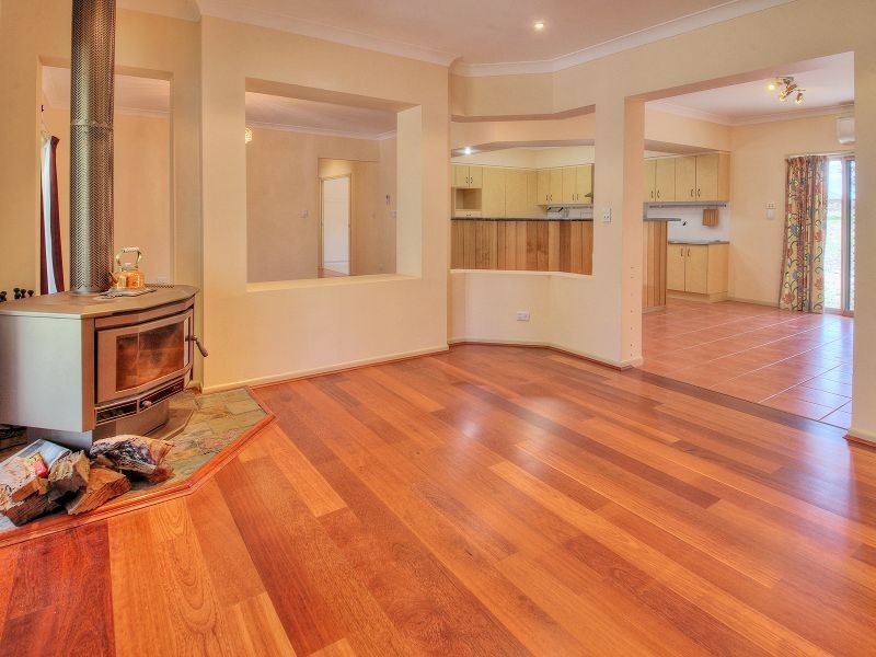 33 Rundalua Road, Chambers Flat QLD 4133